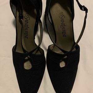 Women’s shoes